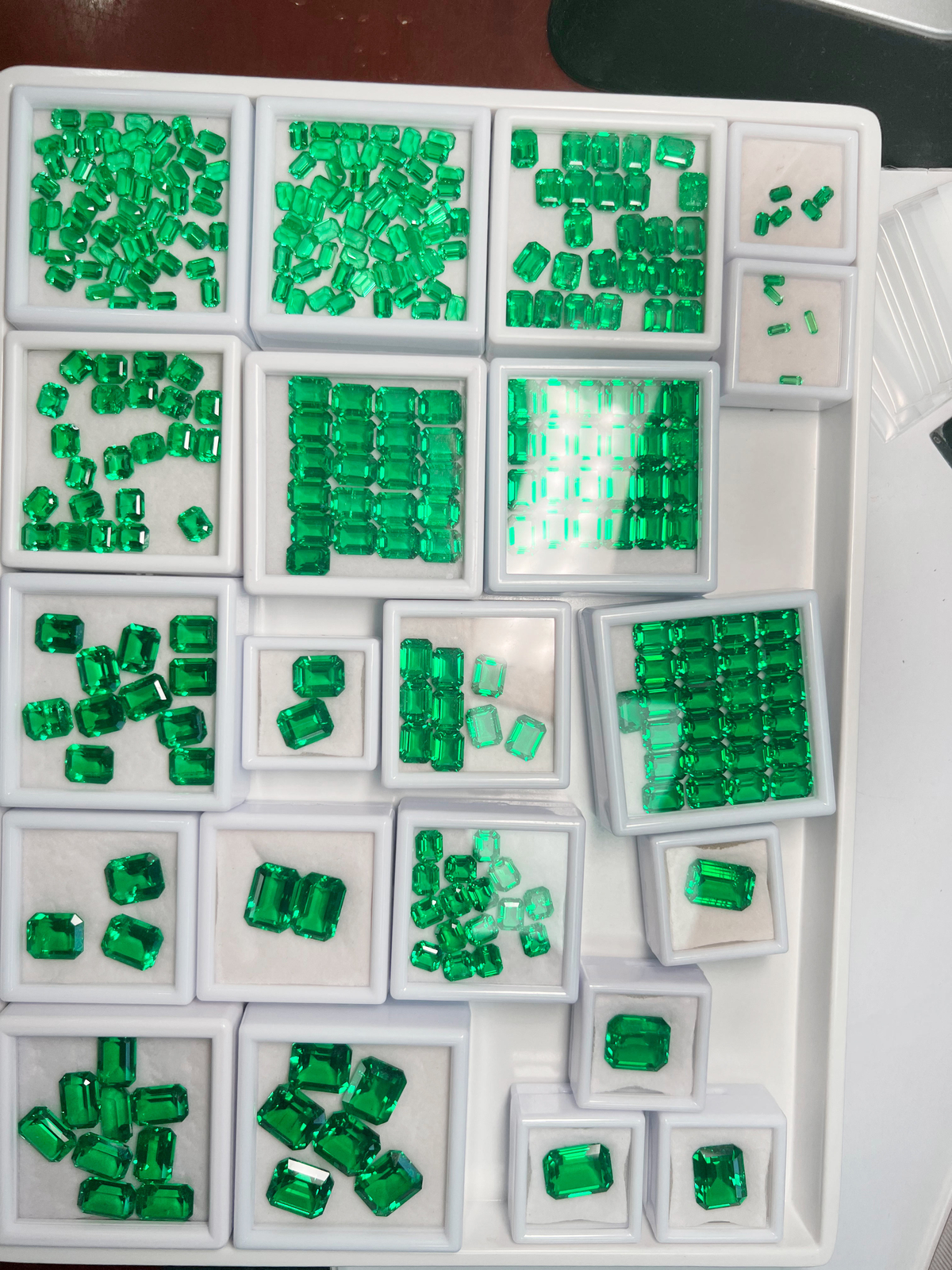 AGL Certified Lab Grown Columbia Emerald Typical Emerald Cut VVS1 Hand Cutting