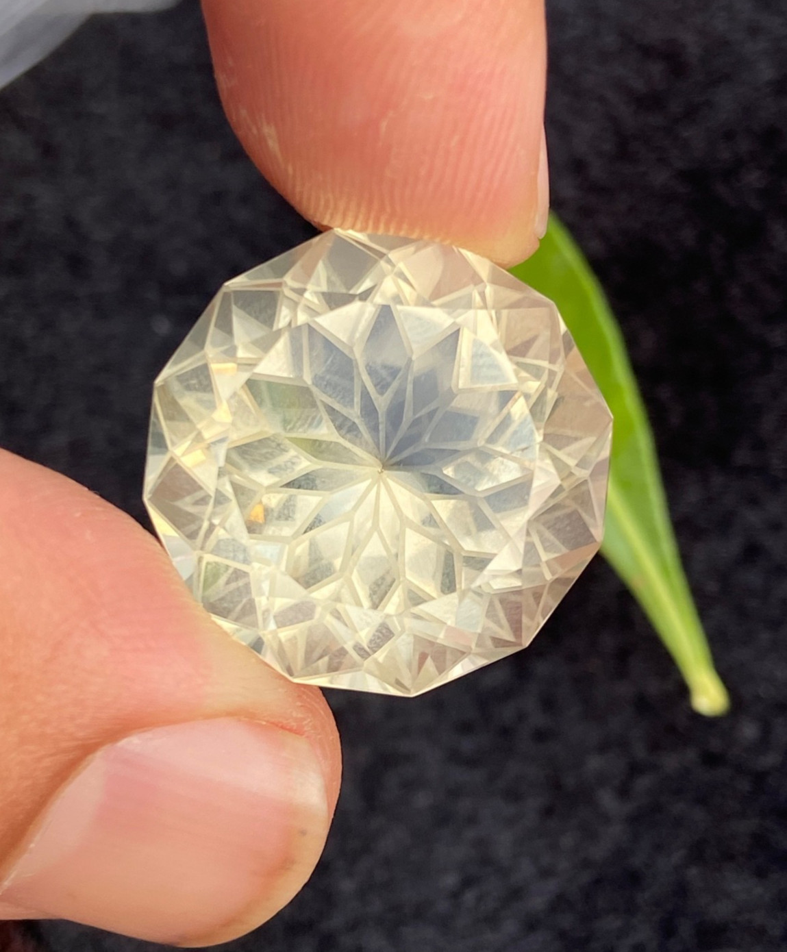 33.60 crts natural cut citrine loose gemstone from brazil