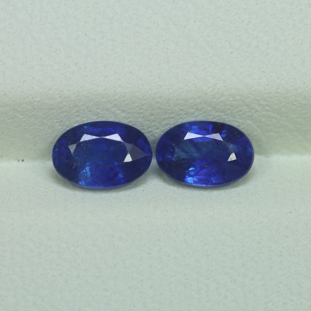 1.30 Cts_Matching Pair_100 % Natural Blue Sapphire_Madagascar_Lead Glass