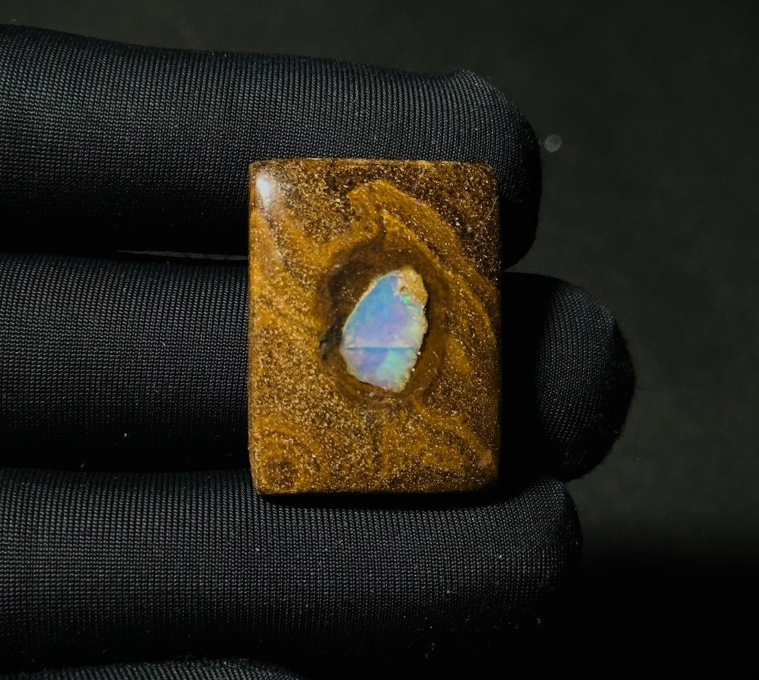 34 CT Australian Boulder Opal 27x21x6 MM Fire Opal,Loose Opal,Handmade Stone.