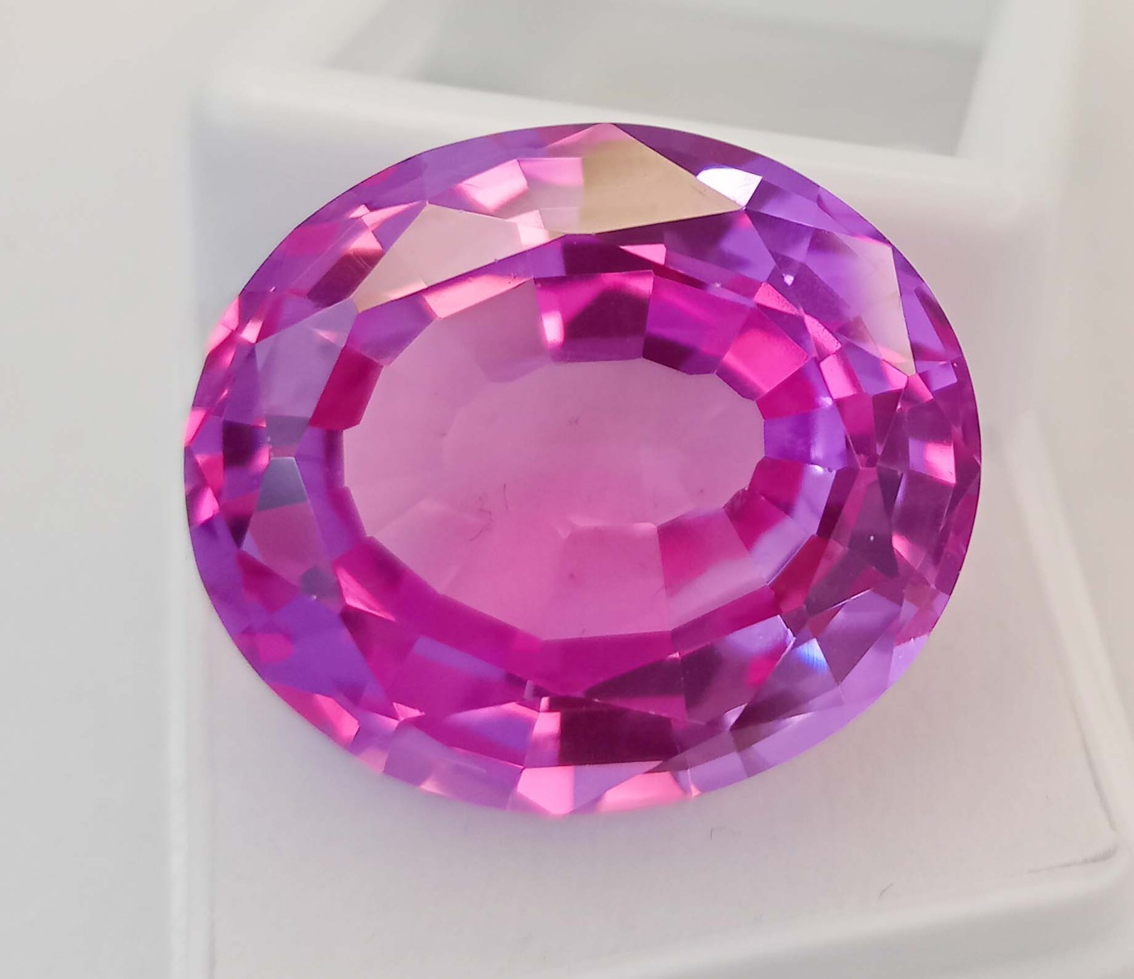 Oval Cut 45-47 Ct Pink Sapphire Certified Natural Loose Gemstone RK017