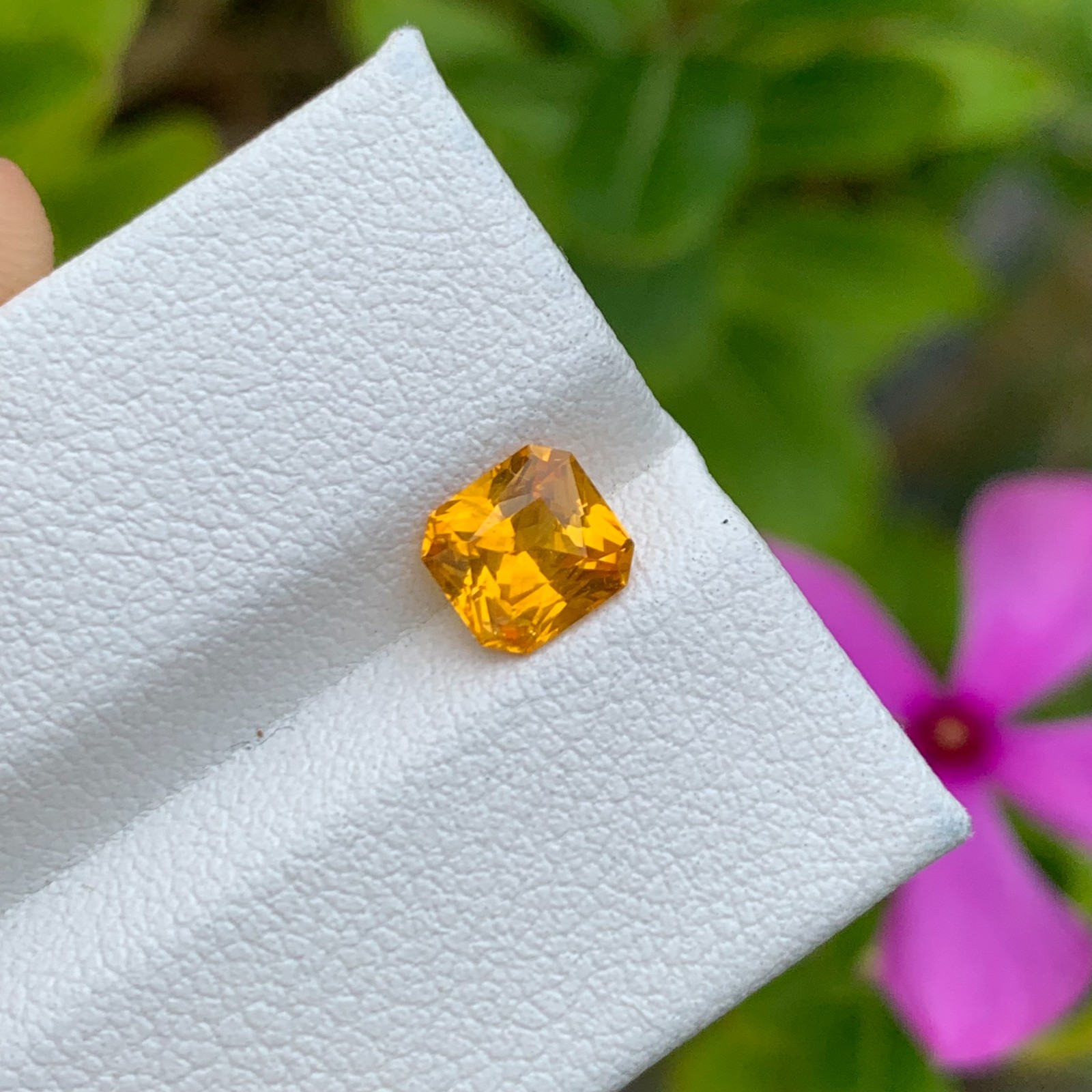 1.15 Cts Natural Sapphire Intense Yellow Octagon Radiant Cut Eye Clean Srilanka.