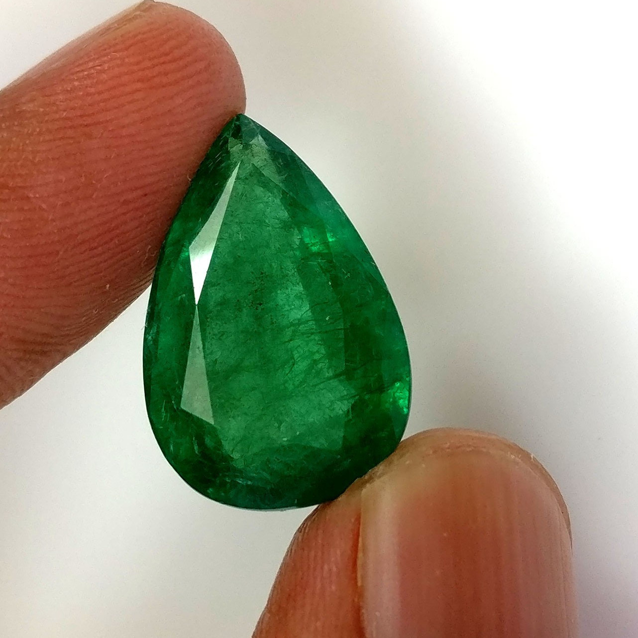 11.91ct Natural Emerald pear shape (20×12.5)mm top green good luster perfect cut