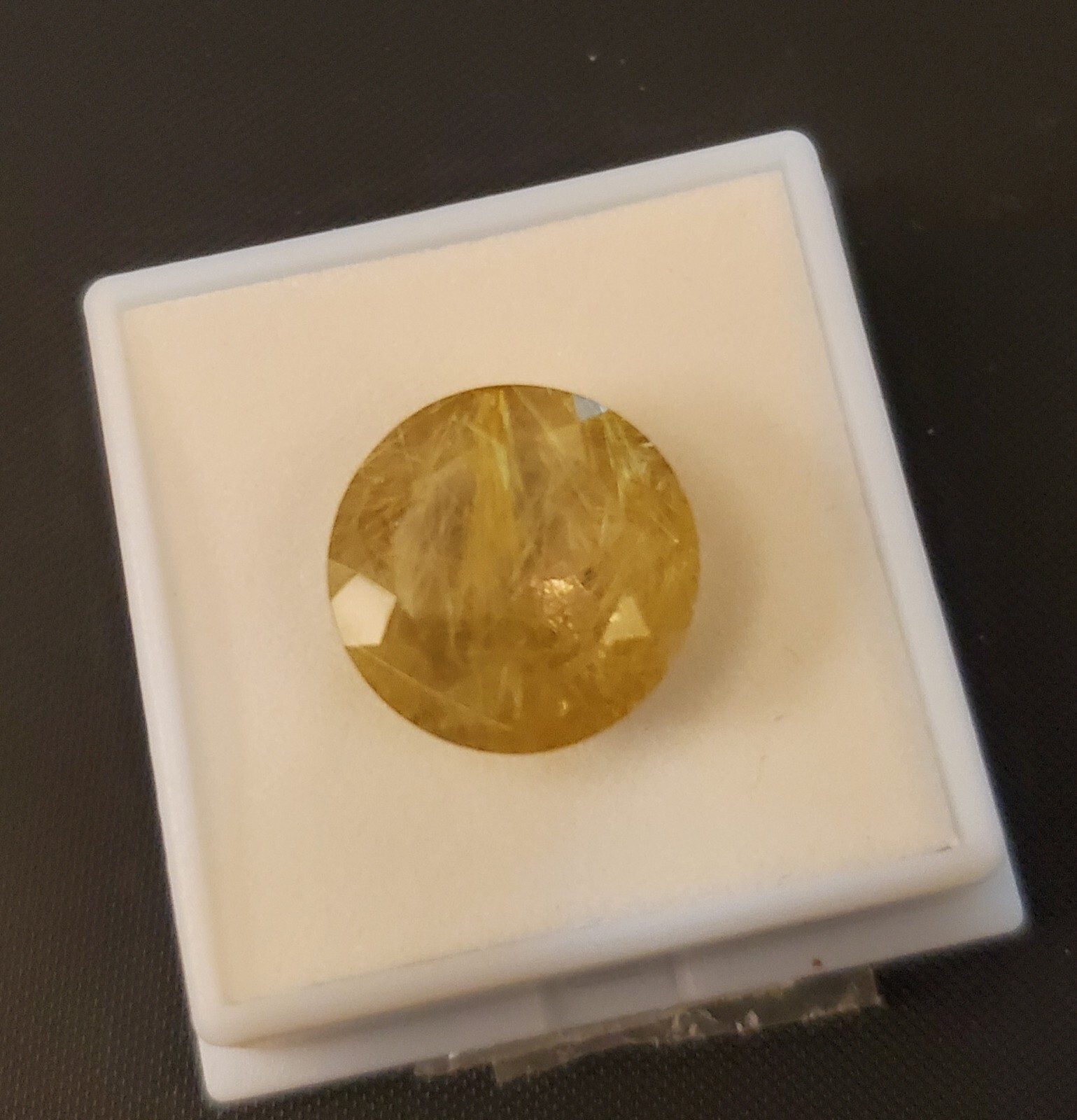 New In Box Rutilated Quartz Gemstone 10.10Ct 16mm Round