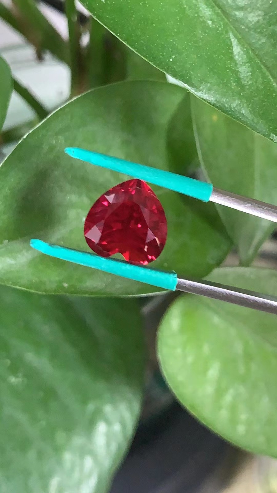 Lab Grown 0.5-10ct Pigeon Ruby Gemstone for Jewelry Making with AGL Certificate