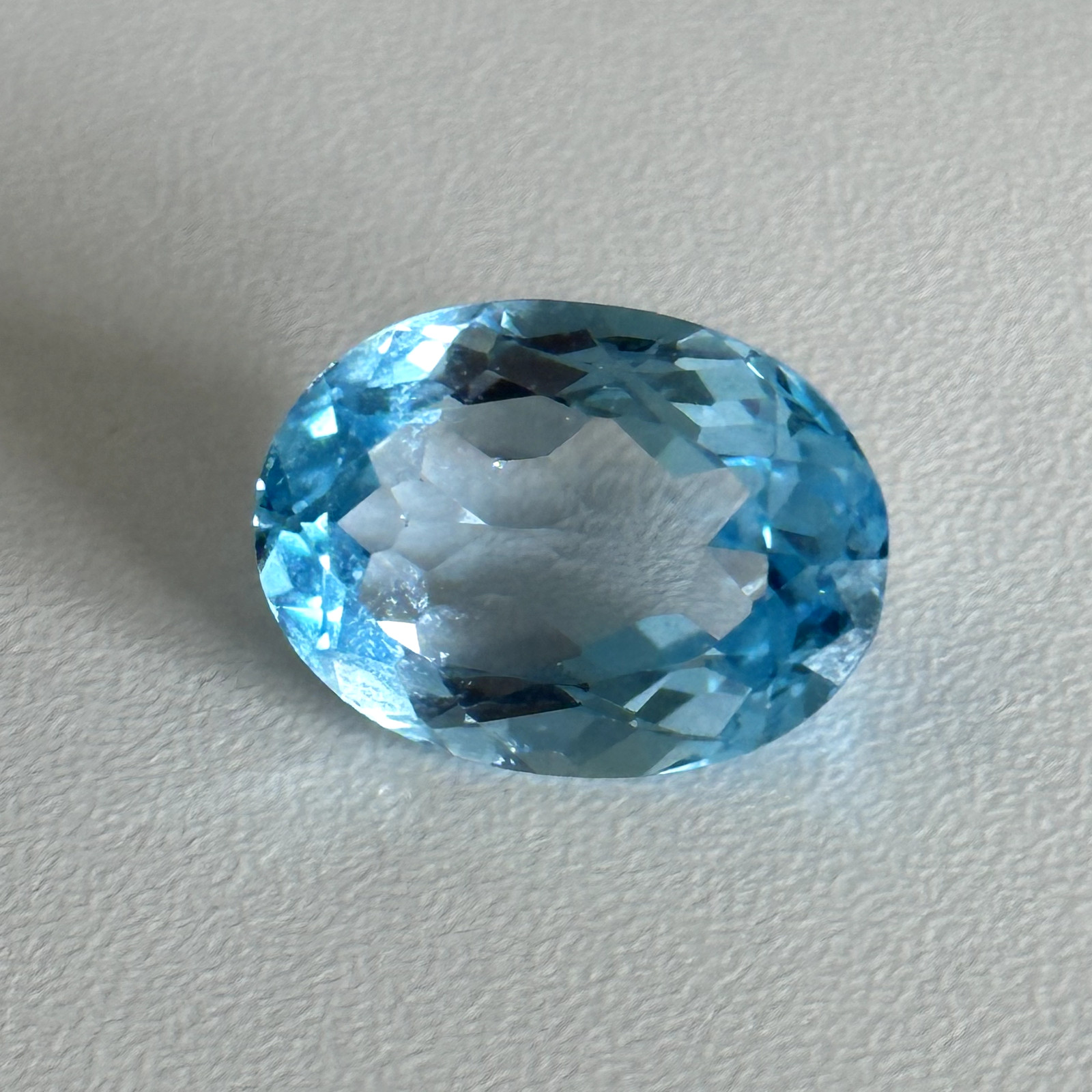 9.7 Carat Oval Cut Natural Sky Blue Topaz 13.5 x 12MM Faceted Loose Gemstone