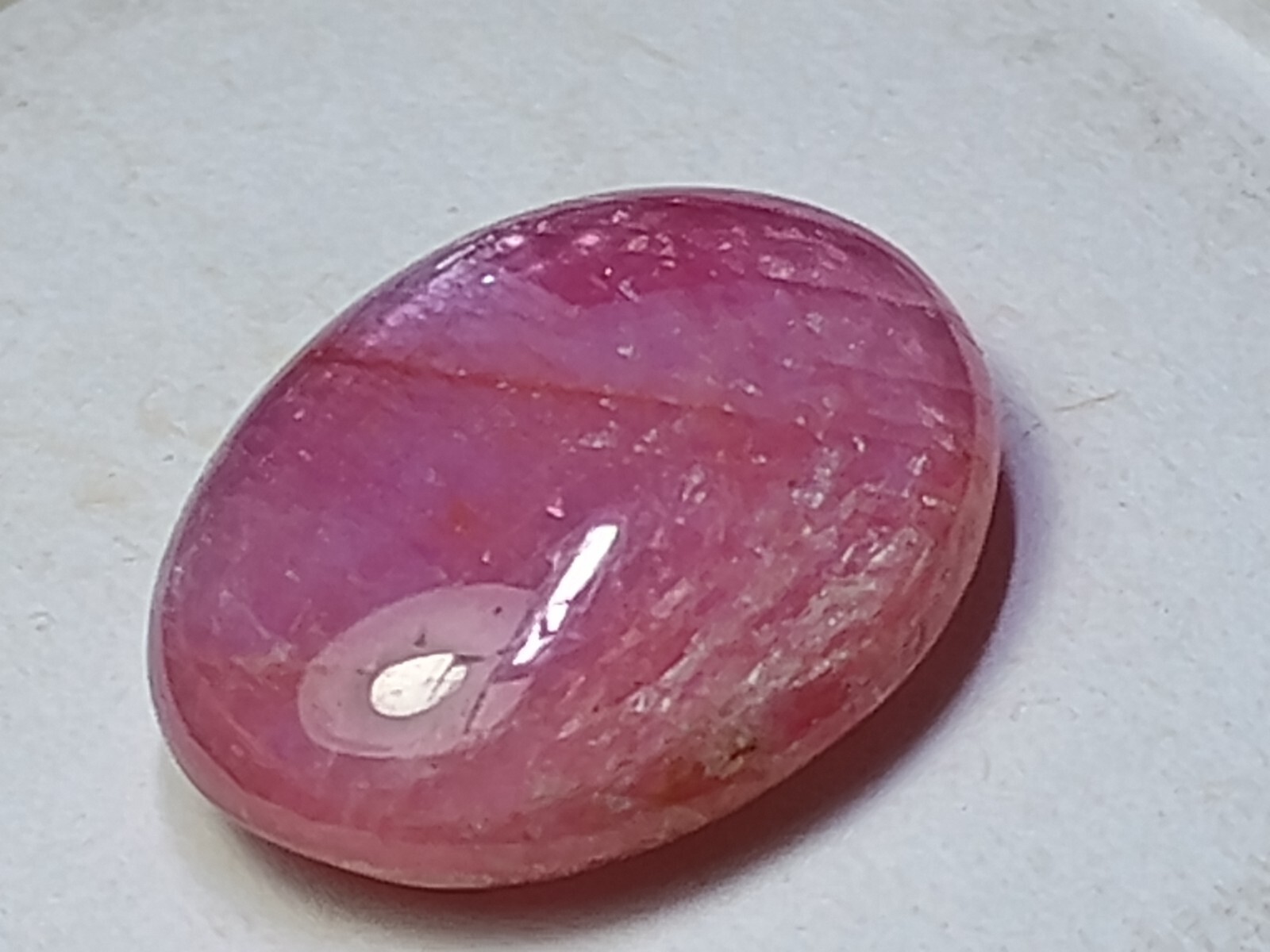 LIVELY ORIENTAL UNTREATED NATURAL RUBY CABOCHON 12.35 Ct.15.7 X 13.3 X 5.15 mm!
