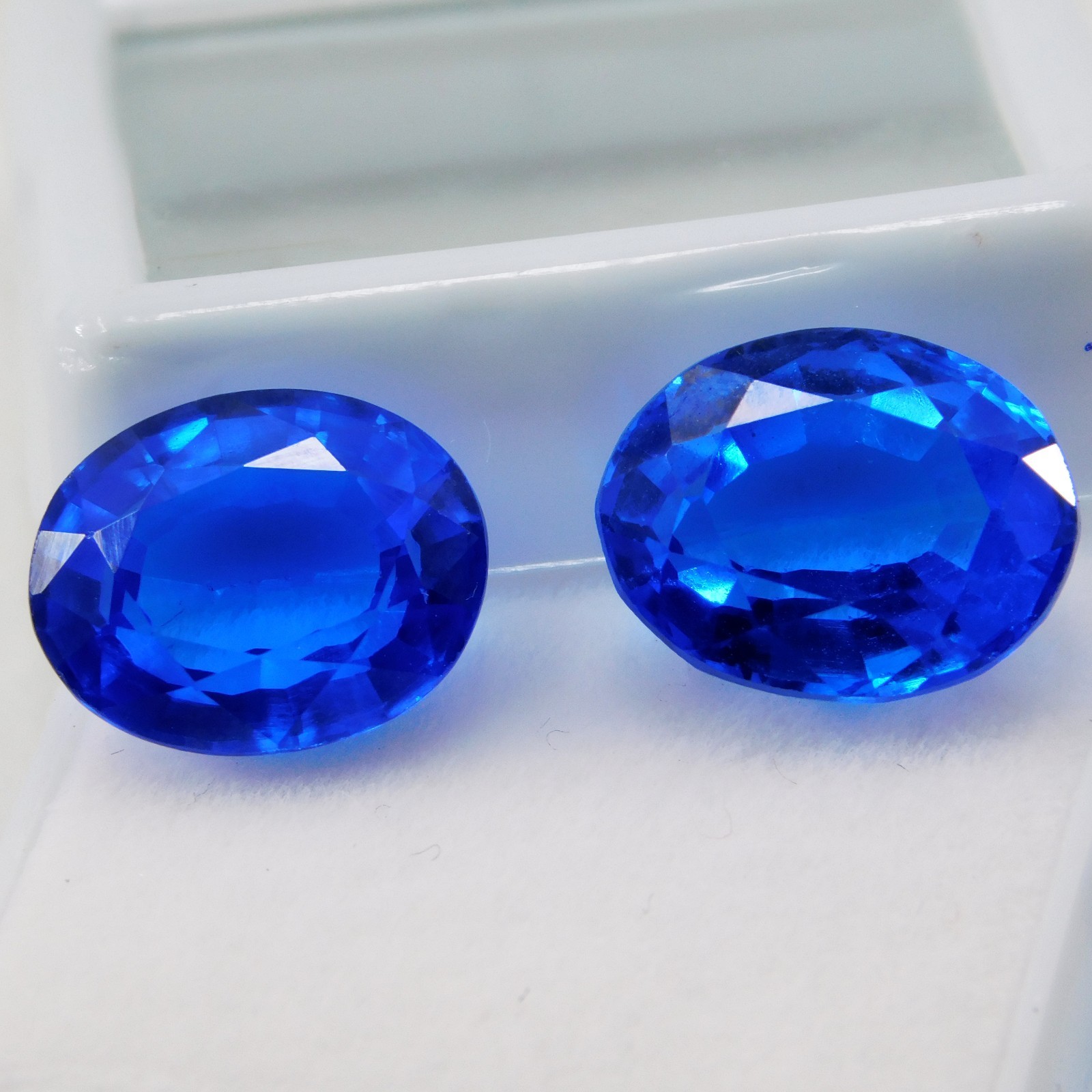 Certified 12 Ct Top Quality Unheated Vivid Blue COBALT SPINEL Gemstone Pair